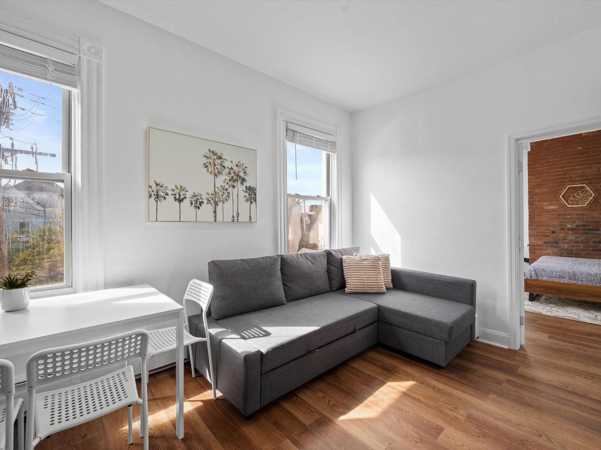 Shadyside, Pittsburgh, Modern And Bright 1 Bedroom Unit4 With Free Parking *
