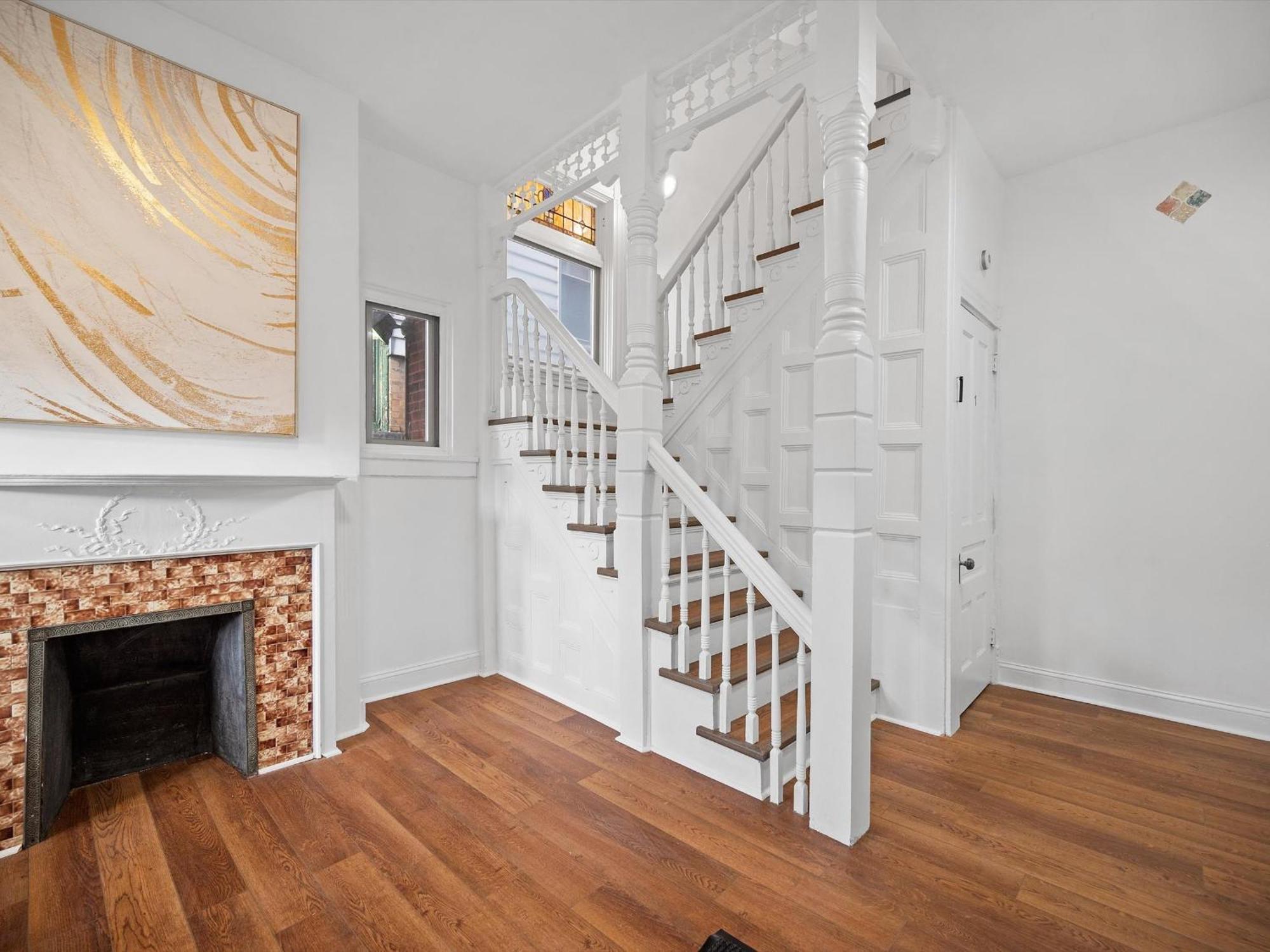 Shadyside, Pittsburgh, Modern And Bright 1 Bedroom Unit4 With Free Parking