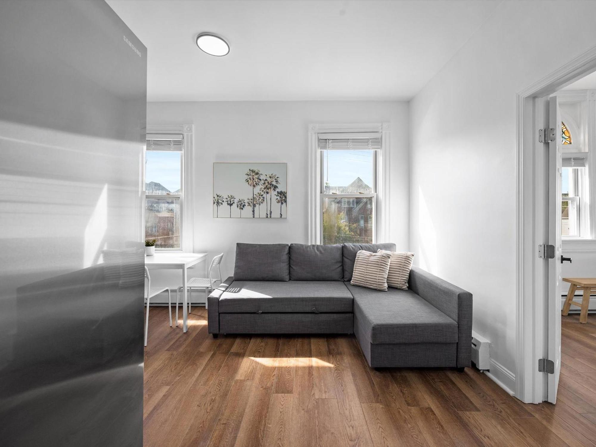 Shadyside, Pittsburgh, Modern And Bright 1 Bedroom Unit4 With Free Parking * Pittsburgh